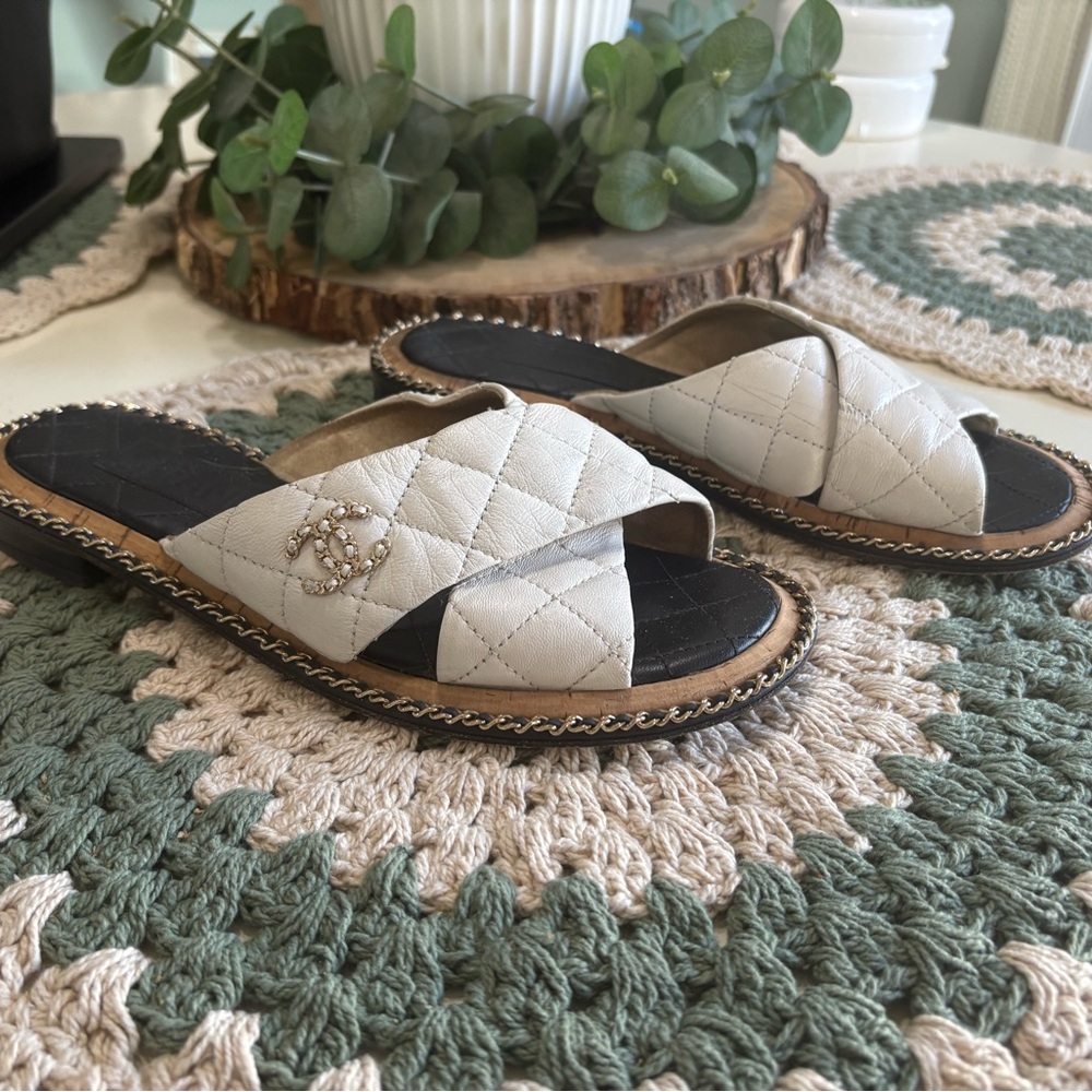 Chanel Women's Quilted White Slide Sandals